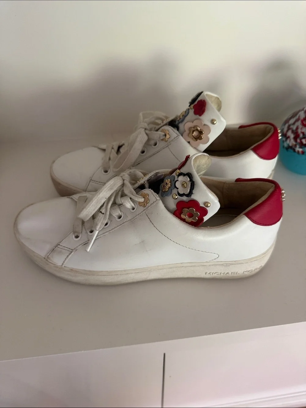Women's White Floral Embellished Lace-Up Sneakers